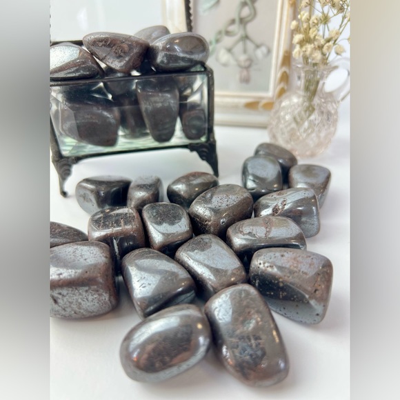 Tumbled Hematite Crystal, Crystal Tumble, Crystal, Minerals, Pocket Stone - Picture 3 of 8